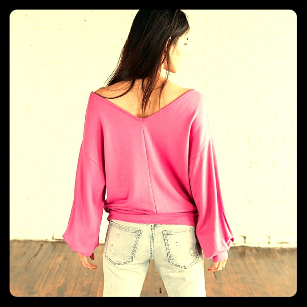 NWT XS Express Vneck Off Shoulder Sweatshirt